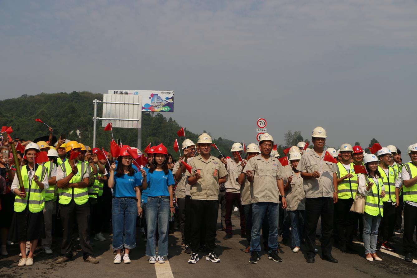 DƬ143.jpg